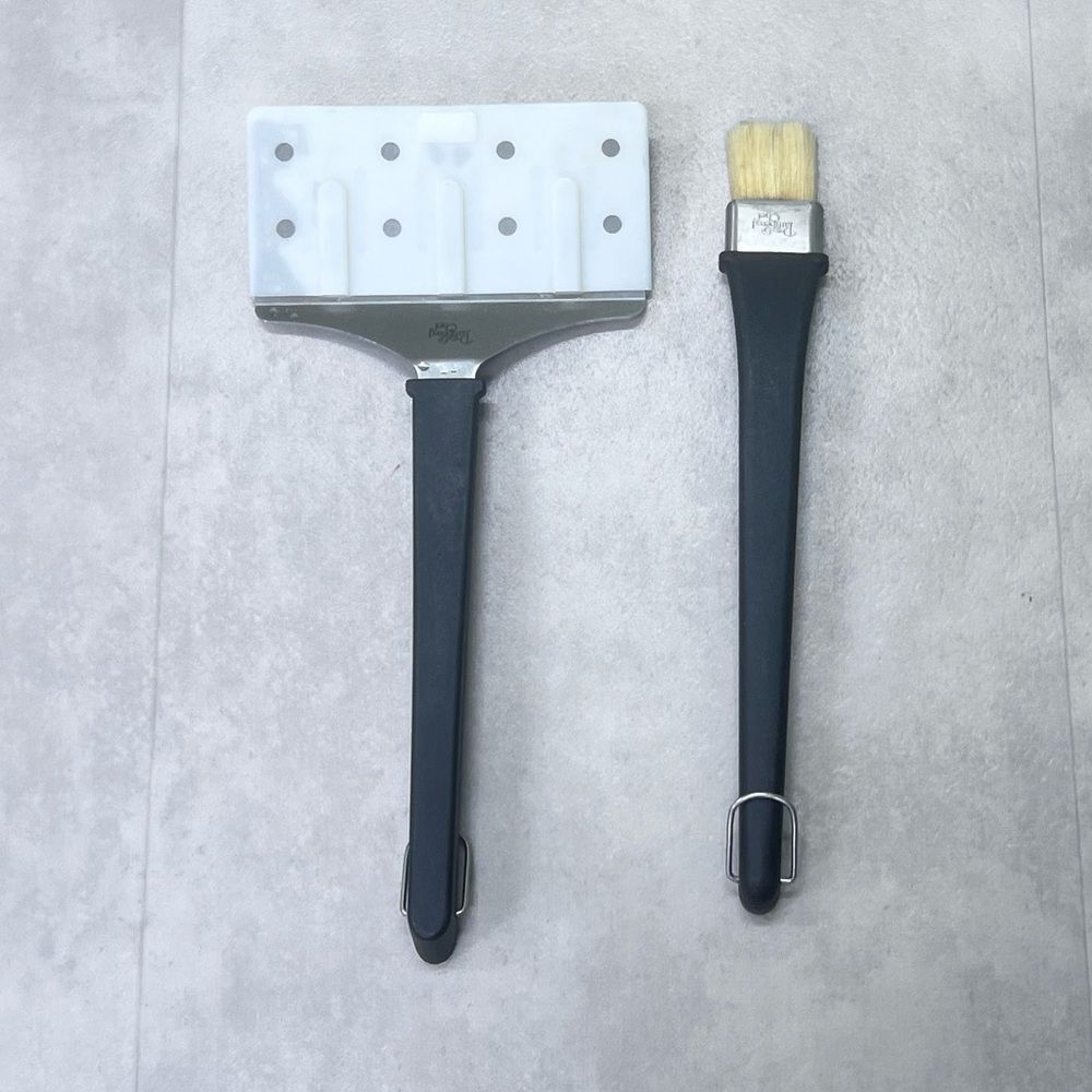 pampered chef Jumbo Bar-B-Boss big Burge L 16.5" Grill Tool Spatula & Baster Set